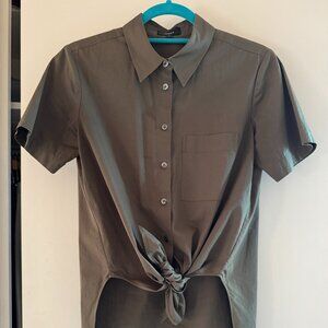 THEORY Hekanina Pearce Tie Front Shirt Womens Medium Olive Green Short Sleeve